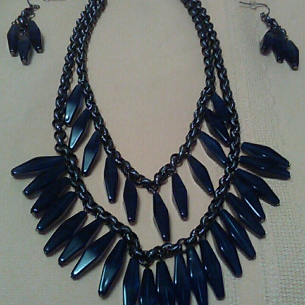 Nice Necklace and Earrings Set